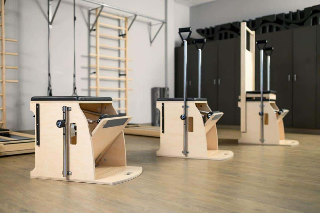 Кресло Wunda от Balanced Body в студии пилатеса