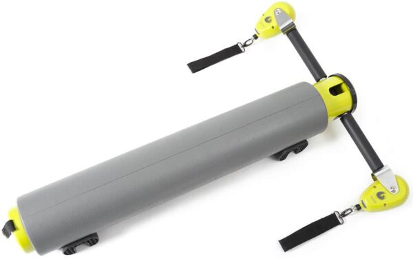 MOTR treniruočių įrankis su geltonais akcentais ir pasipriešinimo juostomis.